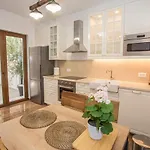 Camellia Holiday home