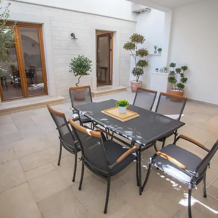 Ferienhaus Camellia *